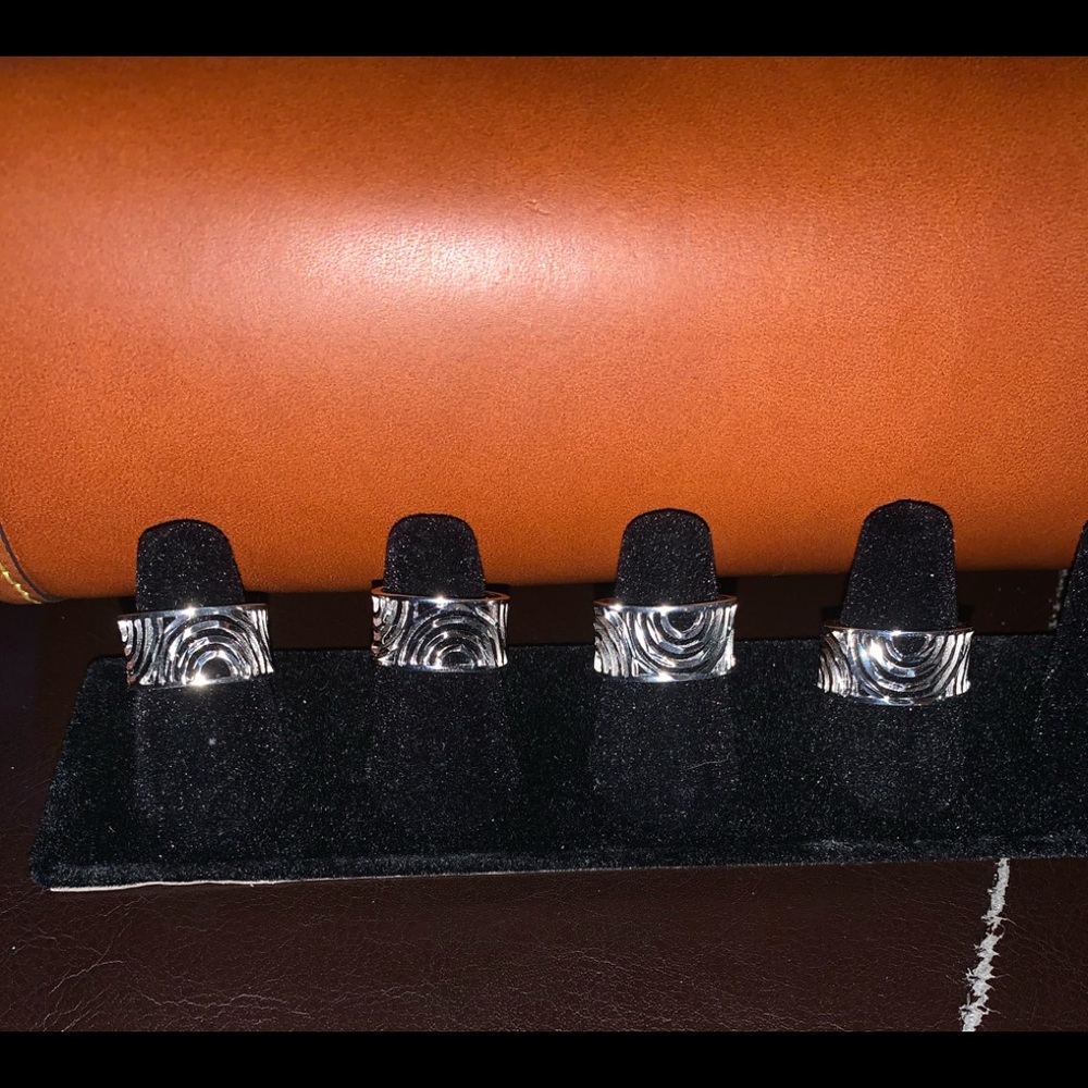 Sterling swirl ring design various sizes 6,78